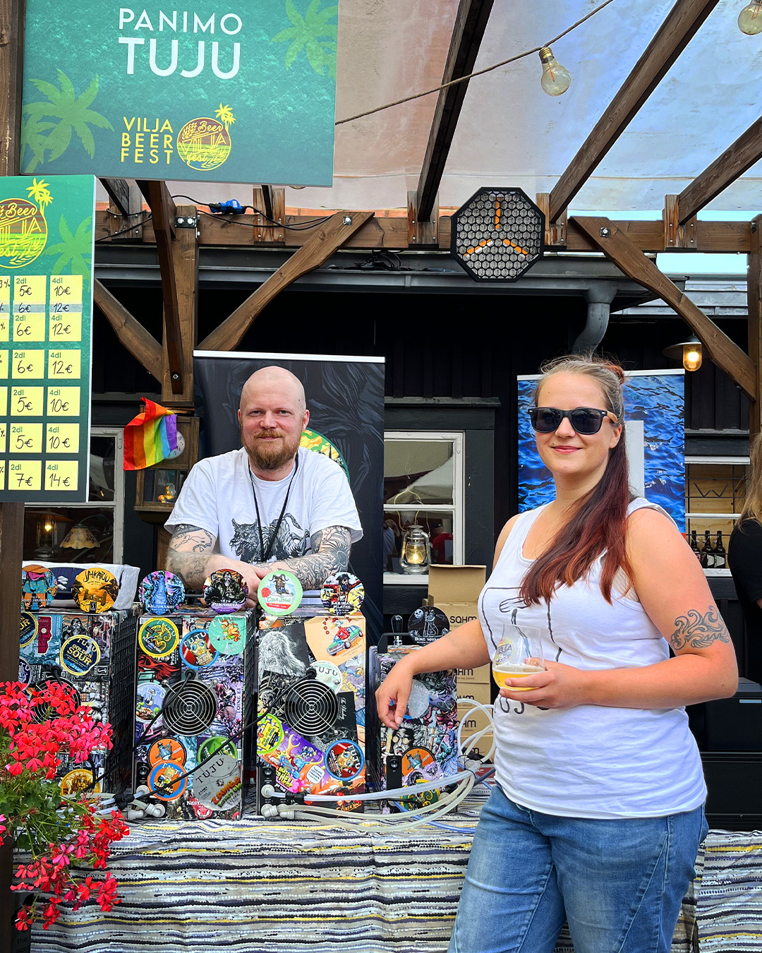 Vilja huojuu ja kohta huojutte tekin! Yksi meidän kesän vakiovisiittejä taitaa olla @viljabeerfest Tampereella!
Tampereen kuumin sekä kostein biergarten tarjoaa parastaa, sillä Tuju ja seitsemän muuta pitävät teidän nesteytyksestänne huolta, joten kompassin suuntimaksi on hyvä ottaa @bistrovilja takapiha!
Vilja Beer Fest 2025 järjestetään 7. - 9..8.2025!