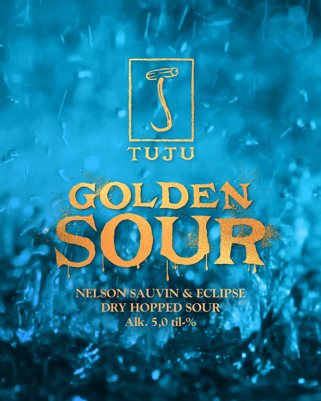 *** PÖNIKKÄ- JA KEGIVAROITUS!***
☂️Golden Sour 5,0% | Dry hopped sour | Nelson Sauvin, Eclipse

Golden Sour tulee taas kuin kosteuttavat talvipisarat otsallesi! Paras siis pukea päälle kosteuden kestävät pukimet!  Nyt voit virkistää itsesi kuplivalla ja raikkaalla kuivahumaloidulla Golden Souerilla. Tämä ihastuttava kultainen nektari ja suorastaa suihkuaa kitusiisi virkistäen kehoa ja mieltä!

Tällä kertaa kuivahumaloitu Nelson Sauvinilla ja Eclipsellä, jolloin selkeätä happamuutta suitsii rypälemäisen hedelmäisyys, luoden nautinnollisen kevyen mandariinisuuden ja sitrusmaisen suloisuuden ristitulen. 

Anna siis hellivien ja kuplivien Golden Sour-pisaroiden virkistää päivääsi!
Golden Sour 5,0% saatavilla nyt pönikässä Tujun Taproomista!