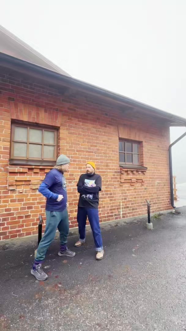 FACTORY CRAFT BEER FESTIVAL 27.-28.2.2026!

Nooooo... voittaako Keravan Kollit, britit vai Tuju vai kuka?

Factory Craft Beer Festival 2026 elikkäs Suomi vs UK pidetään 27. - 28.2.2026 ja se me tiedetään, että TUJU ON KINGI!

Mutta tosiasiassa Keravalla pidetään leikkimielinen turpasauna, jossa testataan joko suomalaisten / brittien / asiakkaiden turnauskunto!

Pe ovet avataan klo 16 ja suljetaan klo 21.
La ovet avataan klo 14 ja suljetaan klo 20. Jatkot Klondyke Taproomilla!

Osoitteena Klondyke-talo, Kerava .